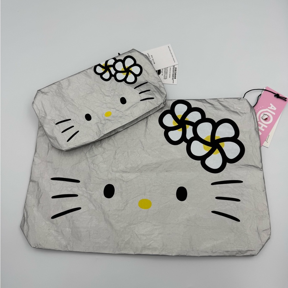 Aloha Collection x Hello Kitty Pouch Set - Picture 2 of 12